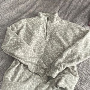 Cheetah fleece quarter zip